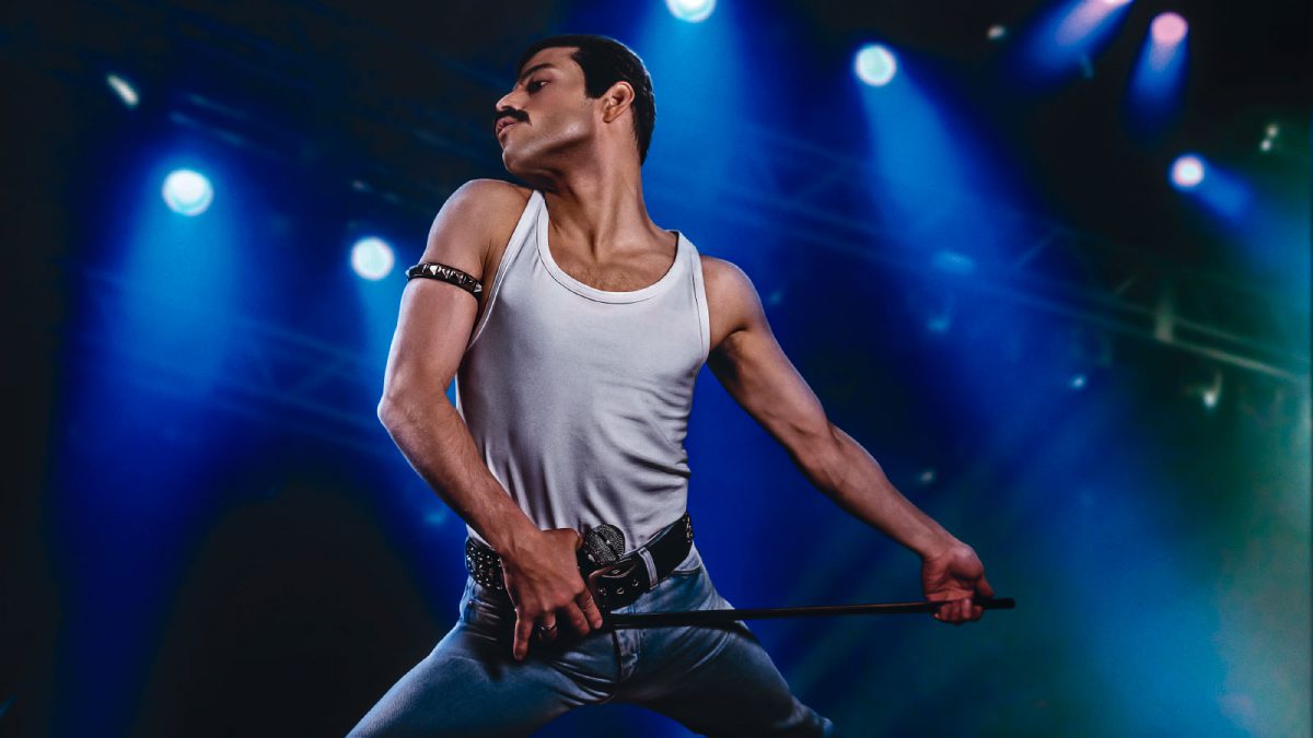 Un'immagine promozionale di Rami Malek nei panni di Freddie Mercury nel film biografico sui Queen “Bohemian Rhapsody”, diretto da Bryan Singer.