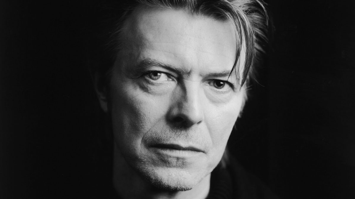 David Bowie scelse il suicidio assistito per mettere fine alla sua vita