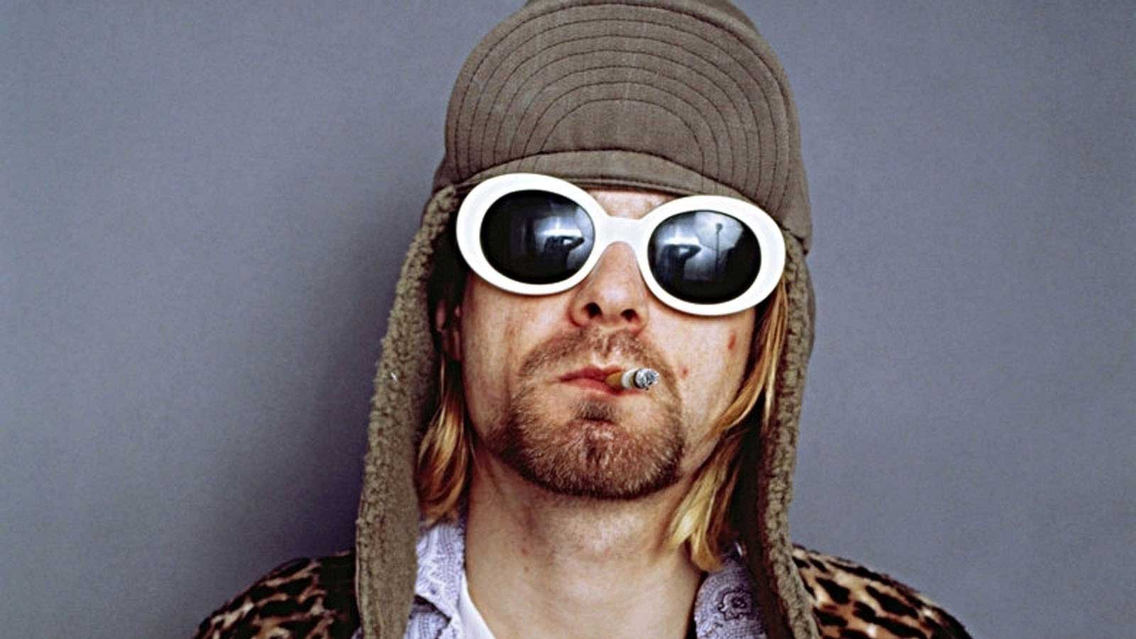 Kurt Cobain in una delle sue più famose foto