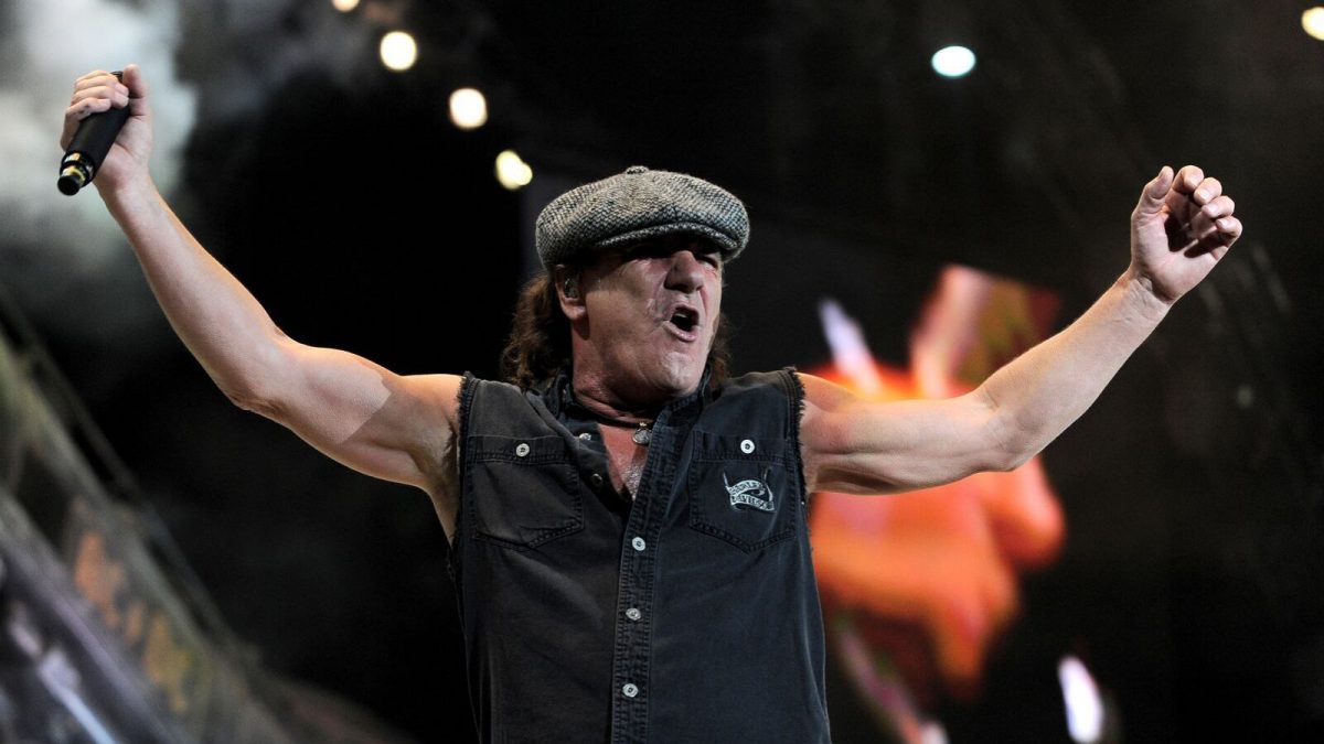 Brian Johnson, cantante degli AC/DC, in un live del 2010 a Udine