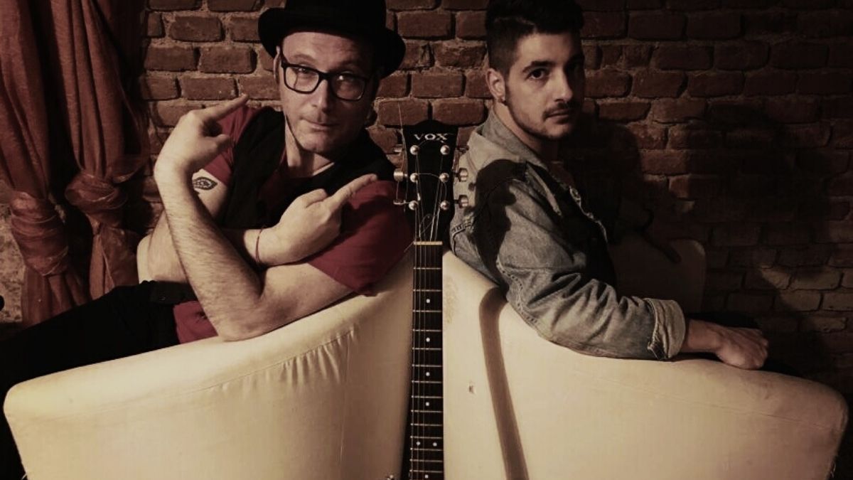 Il duo rock sperimentale Malvacicuta debutta con “Ermetico Manifesto”.