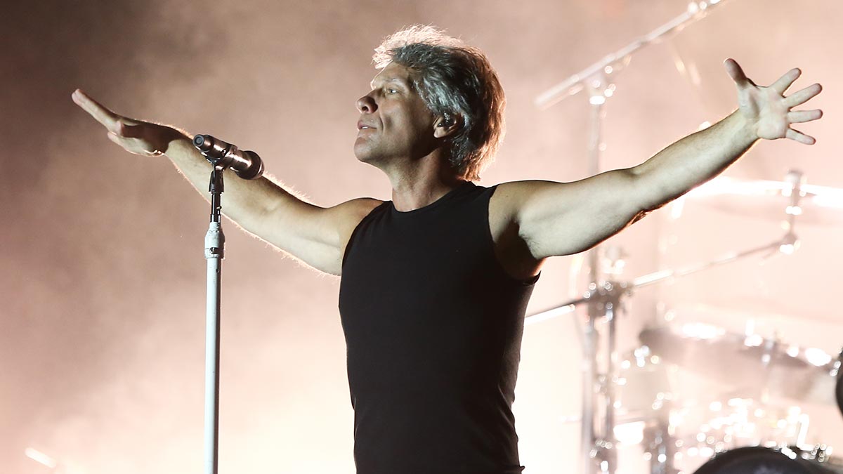 Jon Bon Jovi durante un'esibizione al En-Joie Golf Course – New York, 18 agosto 2017.