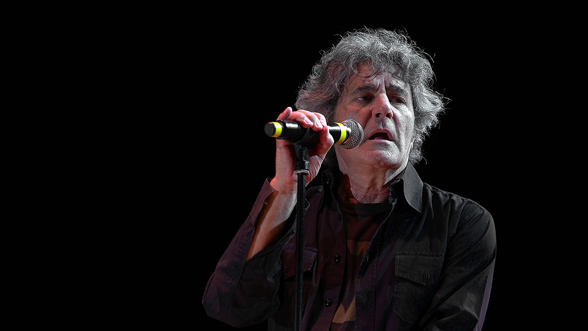 Fausto Leali durante un concerto a Ospitaletto – Brescia, 27 luglio 2009.