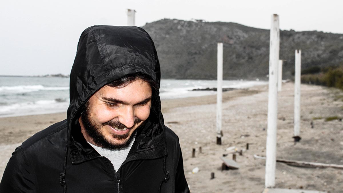 Alfiero, giovane cantautore di Terracina, presenta il suo secondo album "Un genere solo"