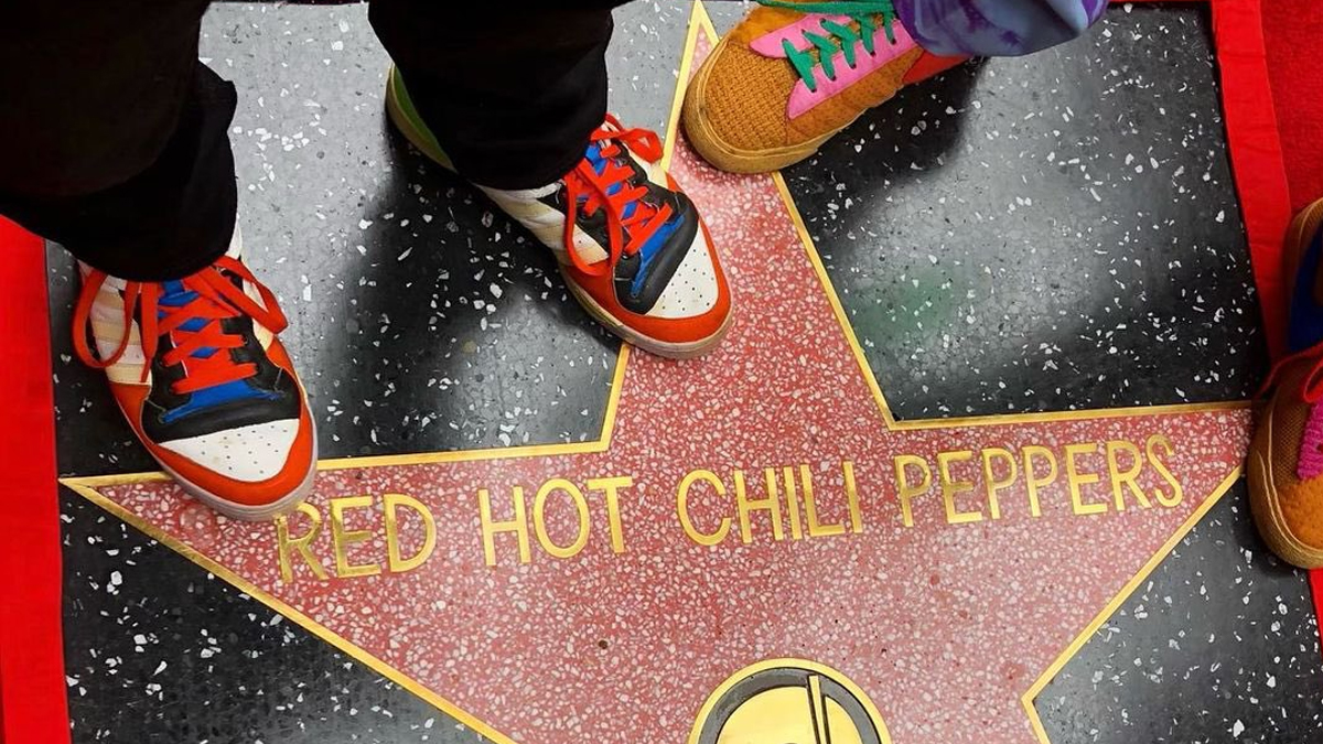 red hot chili peppers hollywood stella